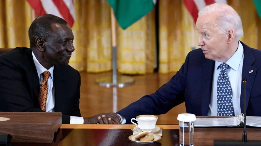 Biden welcomes Kenya’s leader as US under pressure in Africa