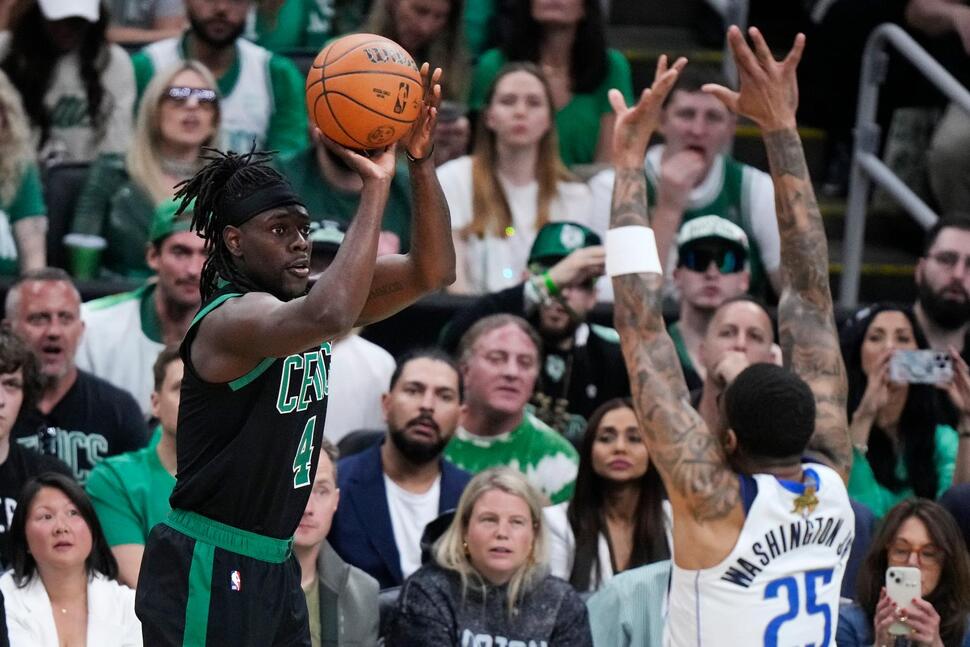 Celtics Traded for Jrue Holiday With NBA Finals in Mind, and Now They’re 2 Wins Away From Title<font _mstmutation="1"></font>